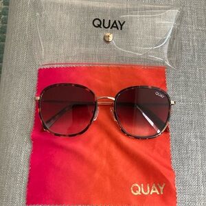 EUC QUAY AUSTRALIA JEZABELL INLAY 51MM ROUND SUNGLASSES IN TORTOISE / BROWN FADE